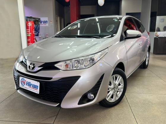 TOYOTA YARIS 1.3 16V FLEX XL MANUAL TOYOTA YARIS 1.3 16V FLEX XL MANUAL